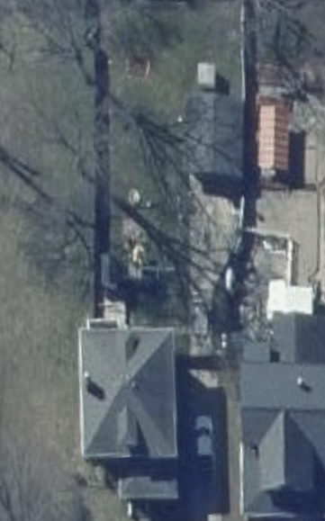 Satellite view of a residential yard